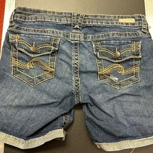 UGS underground soul women’s shorts size 13